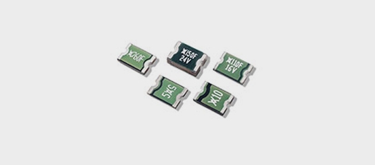Utilizzo dei dispositivi polyswitch PPTC per la conformità LPS nelle applicazioni delle batterie agli ioni di litio e alle celle LiP